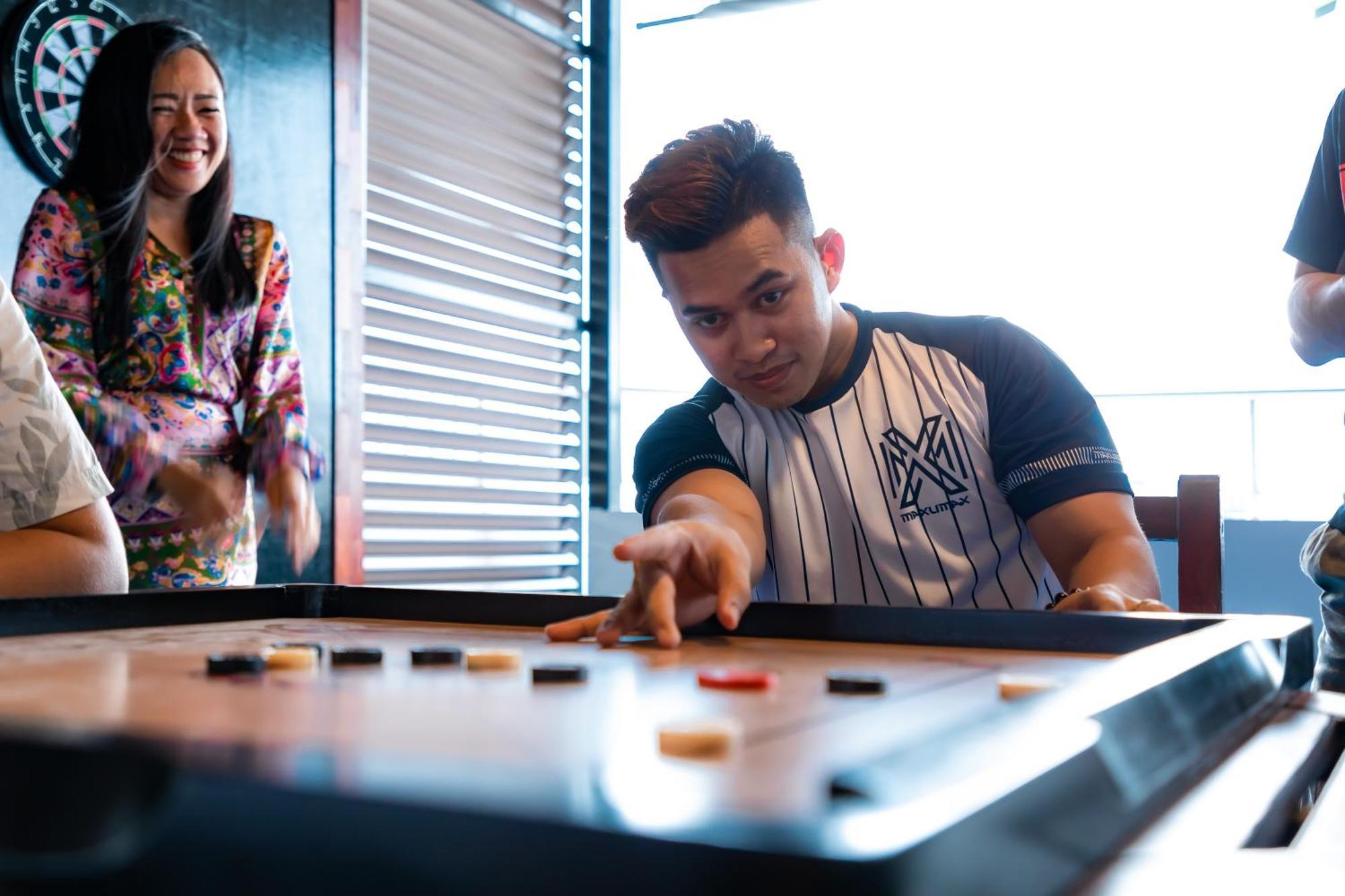 Jpod Capsule Hotel Kota Kinabalu Luaran gambar